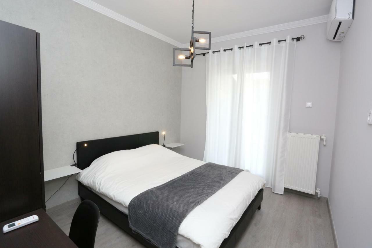 Oli'S Luxury Apartment Thessaloniki Exterior photo